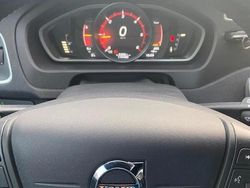 Grigio Usata 2016 Volvo V40 Station wagon | 14.500 € (Molto cara)