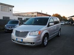 Argento Usata 2011 Chrysler Grand Voyager Monovolume | 5999 € (Buon prezzo)