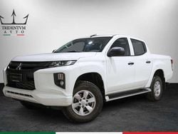 Bianco Usata 2019 Mitsubishi L200 Invite Pick-up | 21.311 €