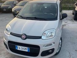 Beige Usata 2015 Fiat Panda Tre volumi | 6650 € (Buon prezzo)