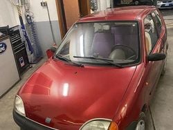 Rosso Usata 2000 Fiat 600 Due volumi | 1800 € (Buon prezzo)