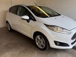 Bianco Usata 2013 Ford Fiesta Titanium Due volumi | 4500 € (Buon prezzo)