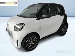 Bianco pastello Usata 2022 Smart ForTwo Electric Drive Pure Tre volumi | 13.500 € (Buon prezzo)