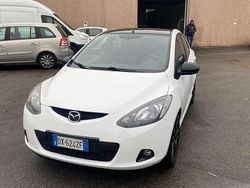 Bianco Usata 2009 Mazda 2 Inclusive Tre volumi | 3200 € (Buon prezzo)
