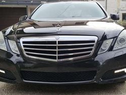 Usata 2010 Mercedes E220 Avantgarde Tre volumi | 8000 € (Buon prezzo)