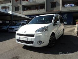 Bianco(met.) Usata 2015 Peugeot Partner Tepee Active Monovolume | 6200 € (Buon prezzo)
