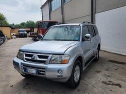 Grigio Usata 2004 Mitsubishi Pajero SUV | 6000 € (Buon prezzo)