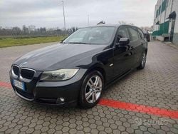 Nero Usata 2009 BMW 318 Comfort Edition Station wagon | 5990 € (Buon prezzo)
