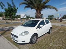Bianco Usata 2009 Fiat Grande Punto Dynamic Due volumi | 999 € (Super prezzo)