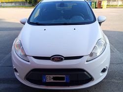 Usata 2010 Ford Fiesta Titanium Due volumi | 3700 € (Cara)