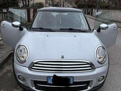 Argento Usata 2010 Mini Cooper D Due volumi | 5500 € (Buon prezzo)
