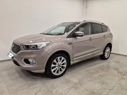 Beige Usata 2018 Ford Kuga Vignale SUV | 17.850 € (Buon prezzo)