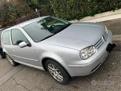 Usata 2001 VW Golf IV Tre volumi | 2650 € (Buon prezzo)