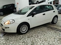 Bianco Usata 2014 Fiat Punto Lounge Tre volumi | 4990 €