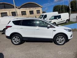 Bianco Usata 2017 Ford Kuga SUV | 14.800 € (Buon prezzo)