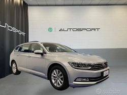 Argento Usata 2018 VW Passat Executive Station wagon | 20.900 € (Molto cara)