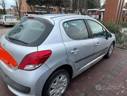 Grigio Usata 2011 Peugeot 207 Tre volumi | 4000 € (Ottimo prezzo)