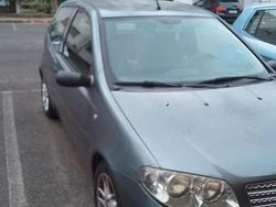 Grigio Usata 2003 Fiat Punto Due volumi | 950 € (Buon prezzo)