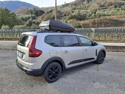 Grigio Usata 2023 Dacia Jogger Extreme Monovolume | 15.000 € (Buon prezzo)