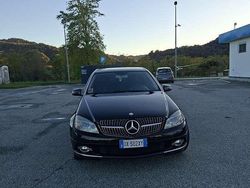 Usata 2009 Mercedes C220 Avantgarde Tre volumi | 8000 € (Buon prezzo)