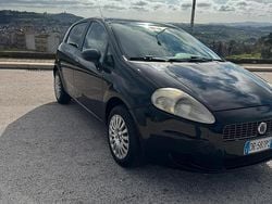 Usata 2008 Fiat Grande Punto Due volumi | 3300 € (Buon prezzo)