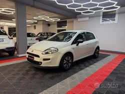 Bianco Usata 2015 Fiat Punto Due volumi | 7490 € (Cara)