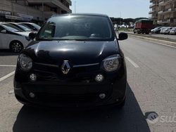 Nero Usata 2017 Renault Twingo Due volumi | 10.990 € (Buon prezzo)