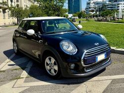 Nero Usata 2017 Mini Cooper D Business Due volumi | 11.750 € (Ottimo prezzo)