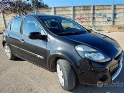Usata 2009 Renault Clio II Due volumi | 1000 € (Ottimo prezzo)