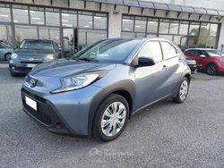 Grigio Usata 2025 Toyota Aygo Active Due volumi | 15.300 € (Molto cara)