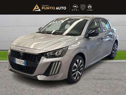 Grigio Nuova 2025 Peugeot 208 Style Due volumi | 20.250 € (Buon prezzo)