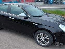 Nero Usata 2011 Alfa Romeo Giulietta Tre volumi | 3950 € (Ottimo prezzo)