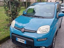 Blu/azzurro Usata 2013 Fiat Panda Trekking Due volumi | 5700 € (Buon prezzo)