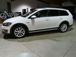 Bianco pastello Usata 2020 VW Golf Alltrack Station wagon | 24.900 € (Cara)