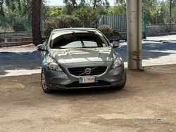 Usata 2016 Volvo V40 Station wagon | 5000 € (Buon prezzo)