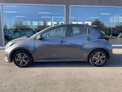 Antracite Usata 2022 Toyota Yaris Hybrid Trend Tre volumi | 17.900 € (Buon prezzo)