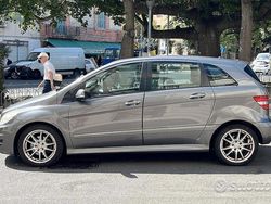 Usata 2010 Mercedes B180 Monovolume | 4000 €
