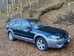 Usata 2004 Subaru Outback SUV | 12.500 €