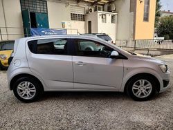 Grigio Usata 2012 Chevrolet Aveo Tre volumi | 2500 € (Buon prezzo)