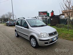Grigio Usata 2006 Fiat Panda Tre volumi | 3300 € (Buon prezzo)