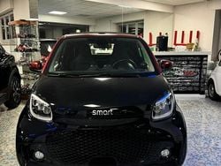 Rosso Usata 2023 Smart ForTwo Electric Drive Cabrio | 15.790 € (Buon prezzo)