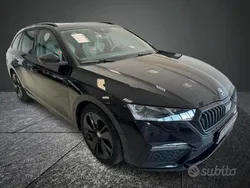 Nero Usata 2023 Skoda Octavia RS Station wagon | 33.000 € (Buon prezzo)