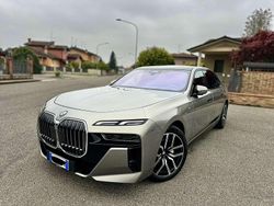 Usata 2023 BMW 740 Comfort Edition Tre volumi | 74.800 € (Buon prezzo)