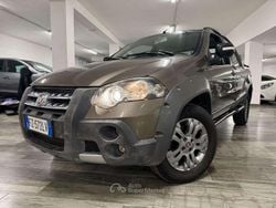 Marrone/bronzo metallizzato. Usata 2013 Fiat Strada Pick-up | 10.700 € (Super prezzo)