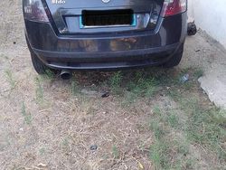 Nero Usata 2005 Fiat Stilo | 1500 € (Molto cara)