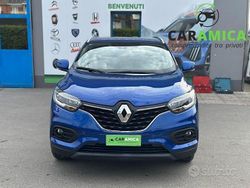 Blu elettrico metallizzato Usata 2019 Renault Kadjar SUV | 15.500 € (Buon prezzo)