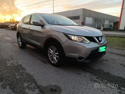 Grigio Usata 2017 Nissan Qashqai SUV | 10.900 €