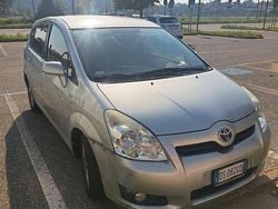Usata 2008 Toyota Corolla Verso Monovolume | 2300 €