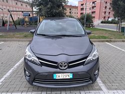 Grigio Usata 2014 Toyota Verso Monovolume | 8000 € (Buon prezzo)