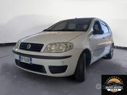 Bianco Usata 2004 Fiat Punto Dynamic Due volumi | 2200 € (Buon prezzo)